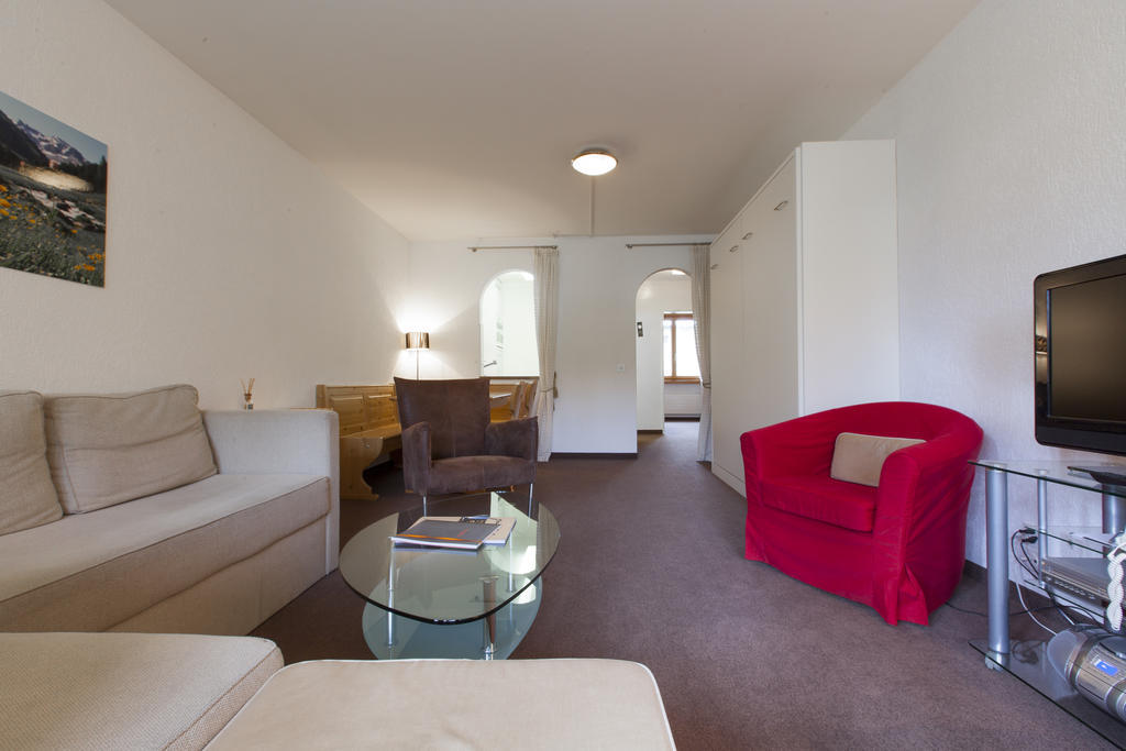 Residenz Alpina Im Kurhaus Apartment Lenzerheide Phòng bức ảnh